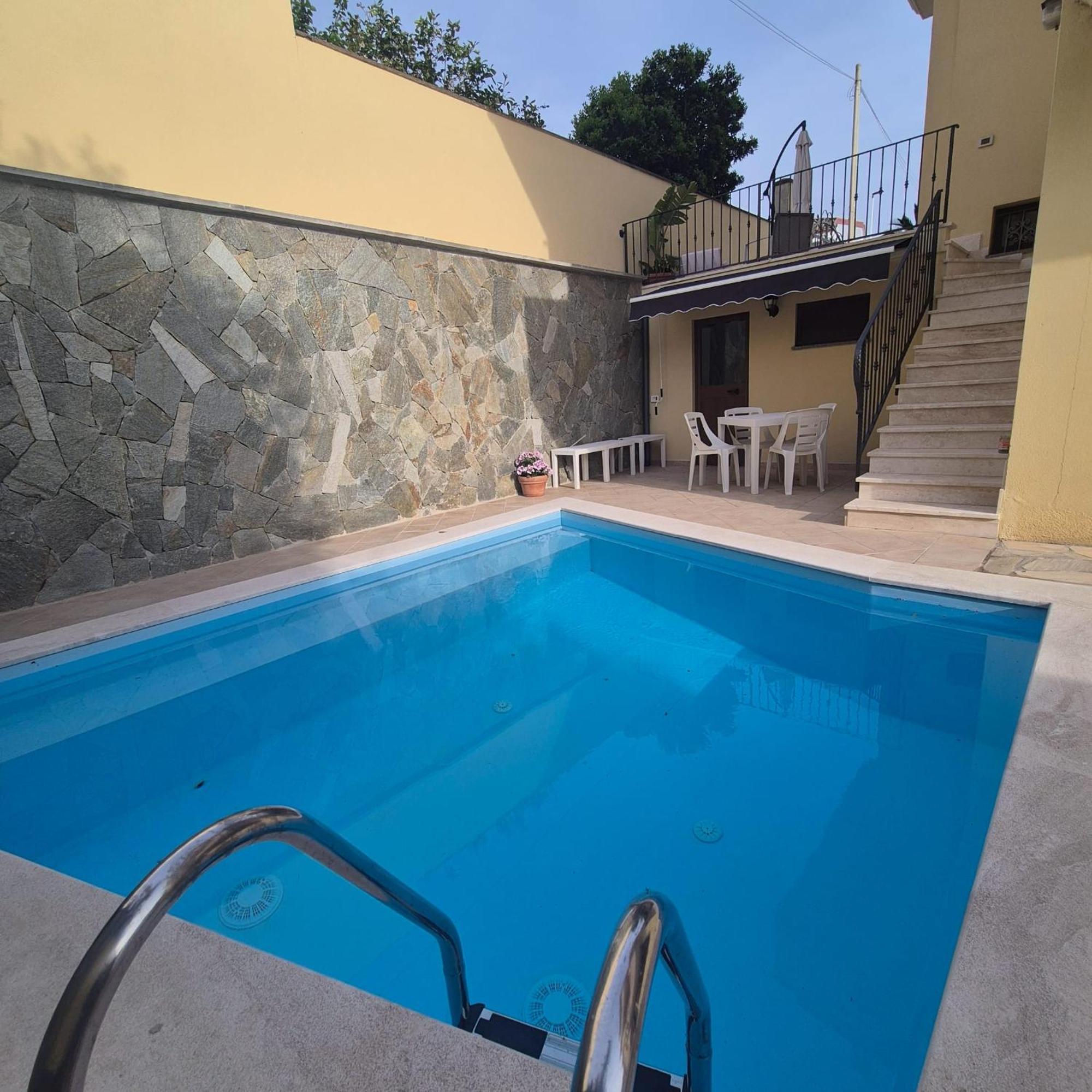 Exclusive Use Swimming Pool Available From June To September Cagliari Exterior photo
